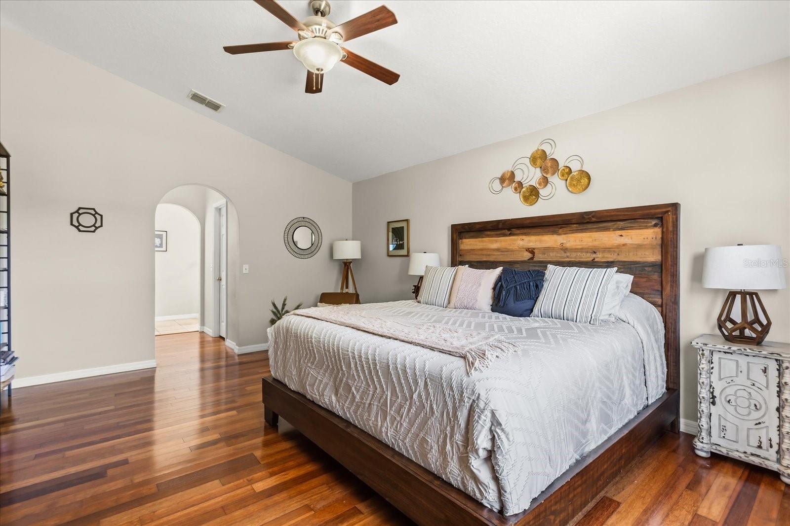 7554 LAKE ANDREA CIR