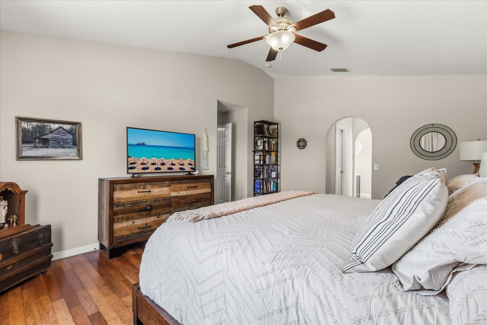 7554 LAKE ANDREA CIR