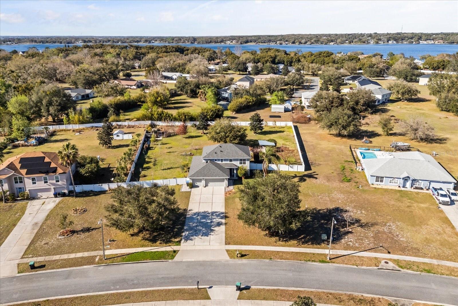 7554 LAKE ANDREA CIR