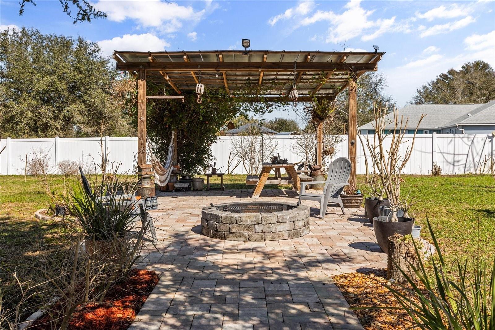 7554 LAKE ANDREA CIR