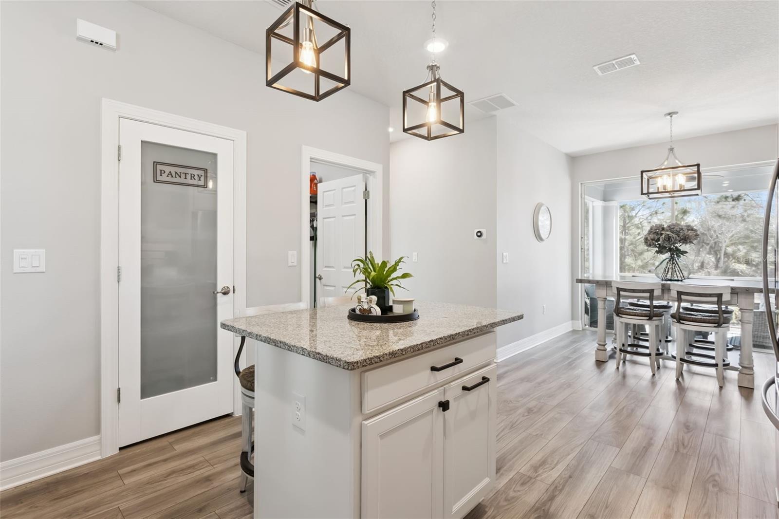 1148 BOBCAT CHASE BLVD