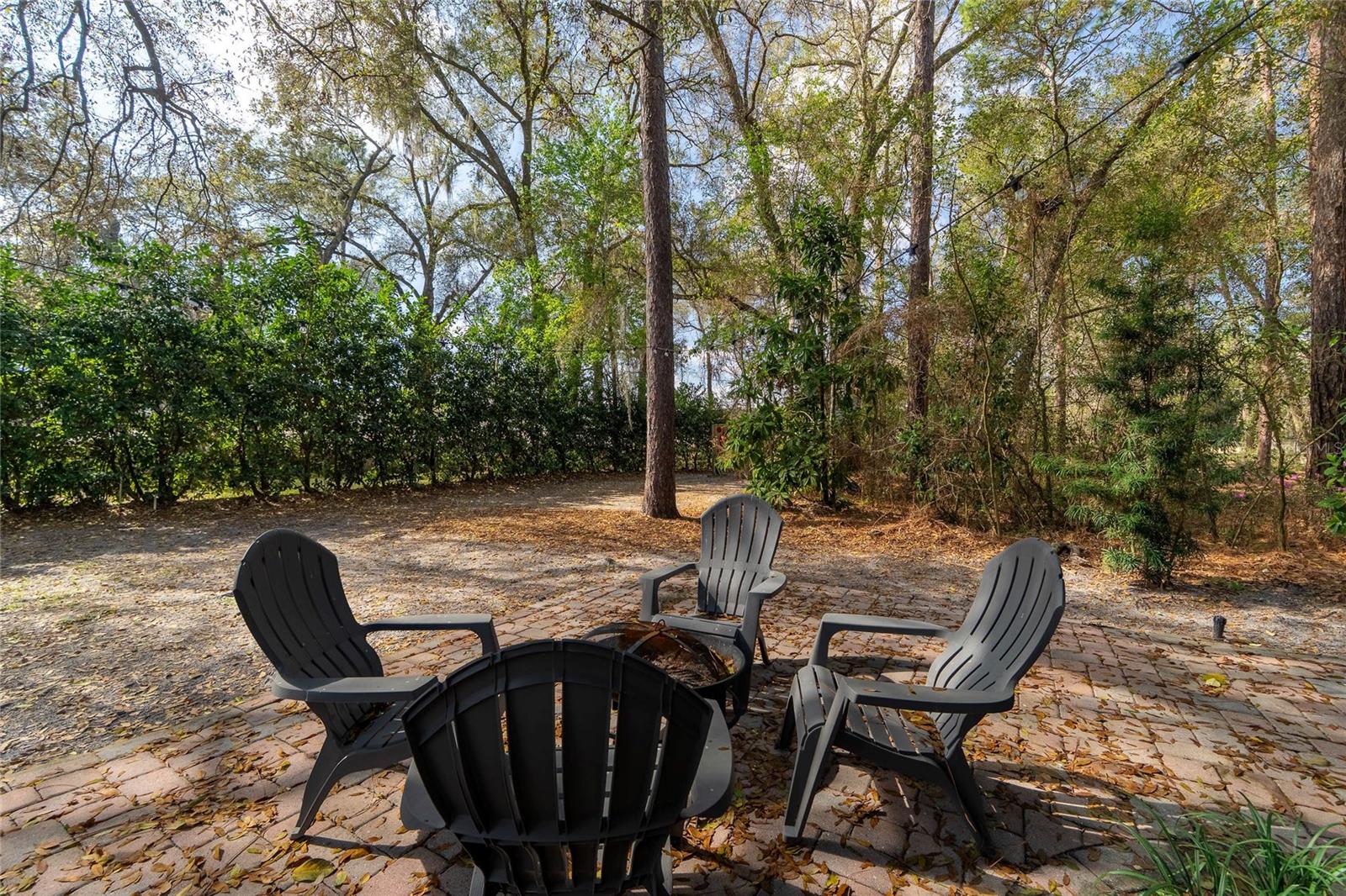 184 BIRCHMONT DR
