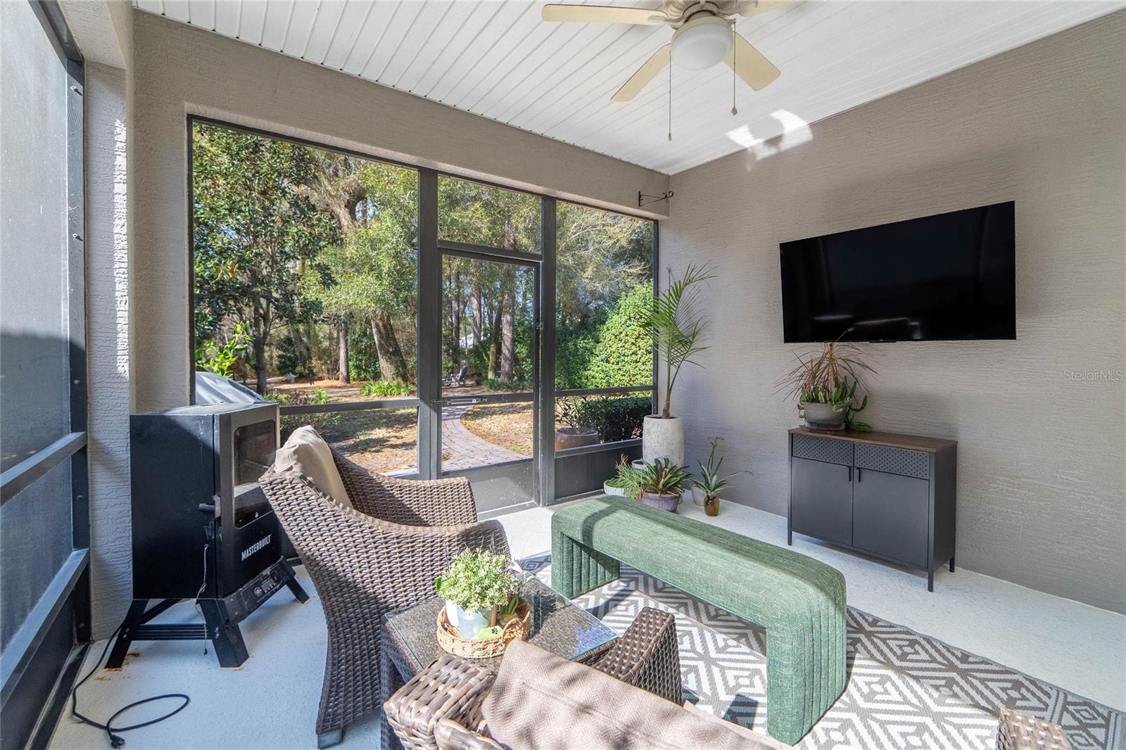 184 BIRCHMONT DR
