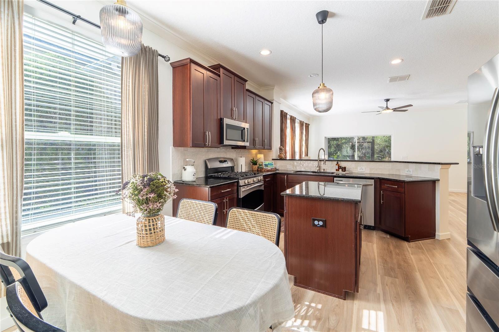 184 BIRCHMONT DR