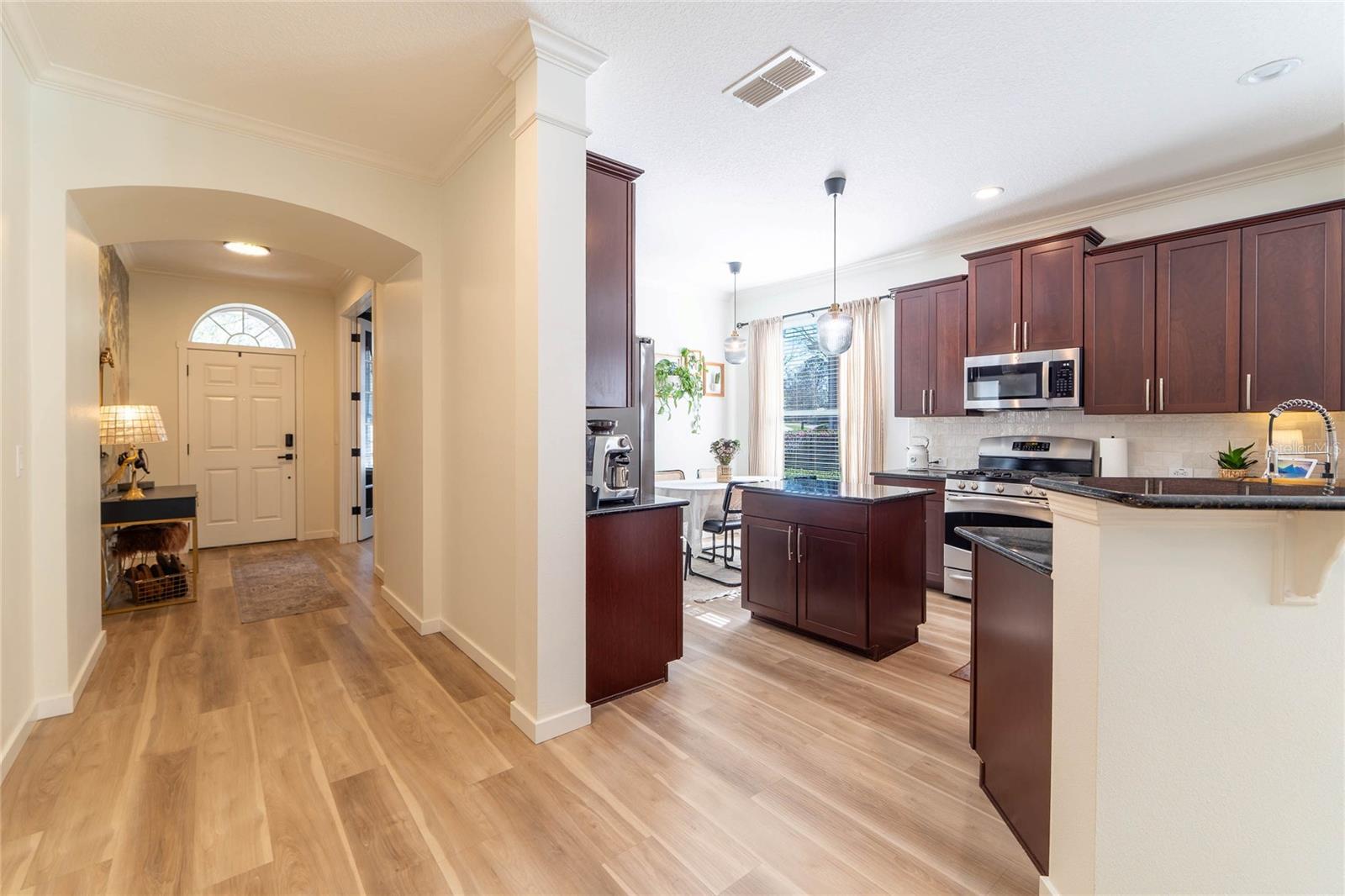 184 BIRCHMONT DR