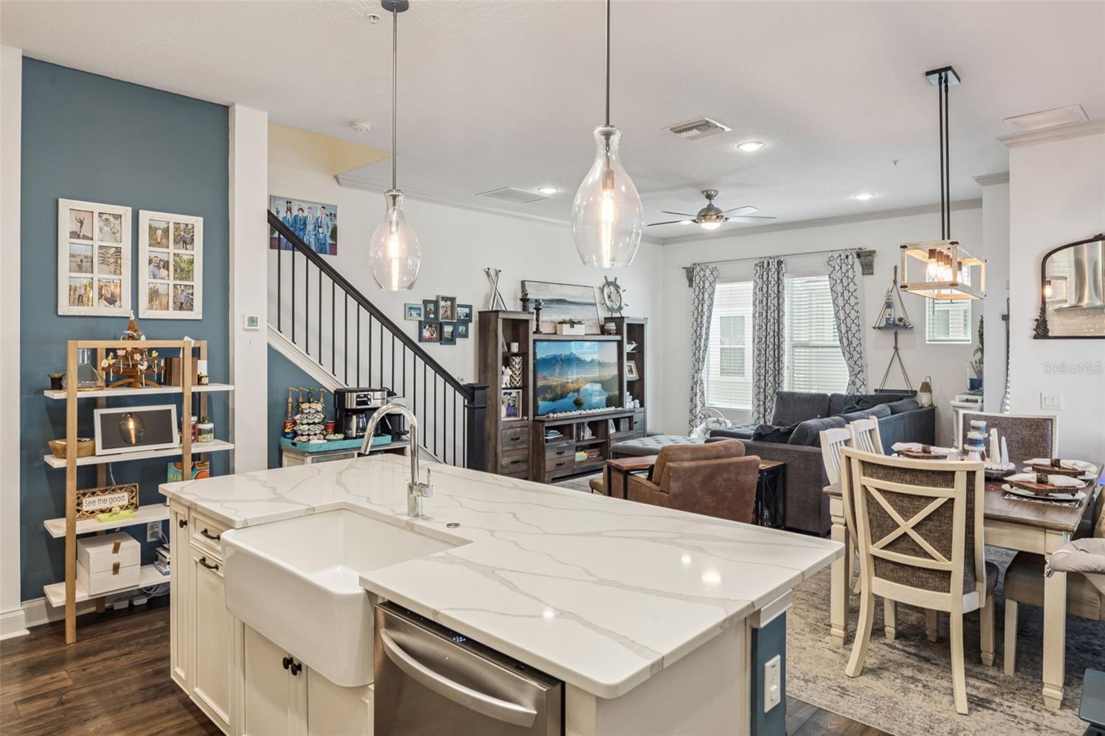 1015 LYCHEE CT