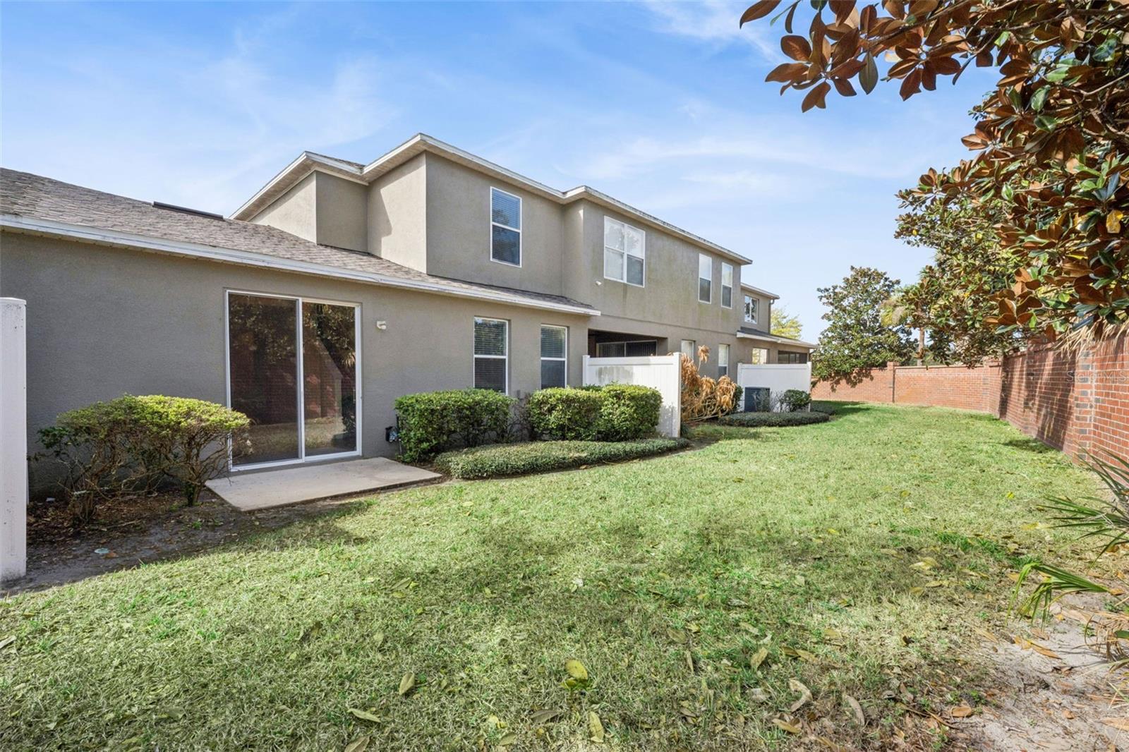 952 DAVENWOOD CT