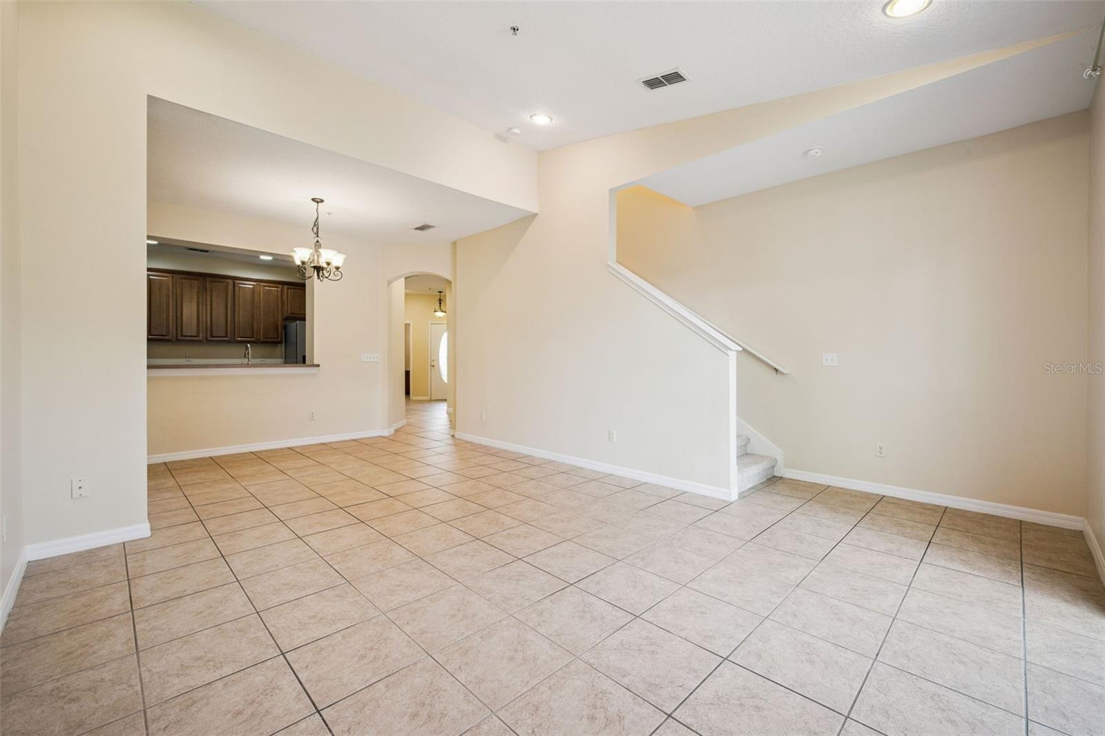 952 DAVENWOOD CT