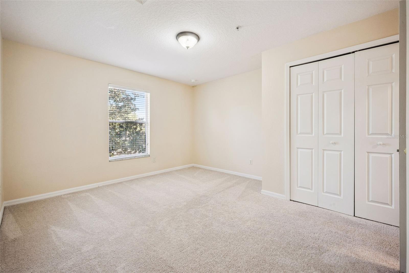 952 DAVENWOOD CT