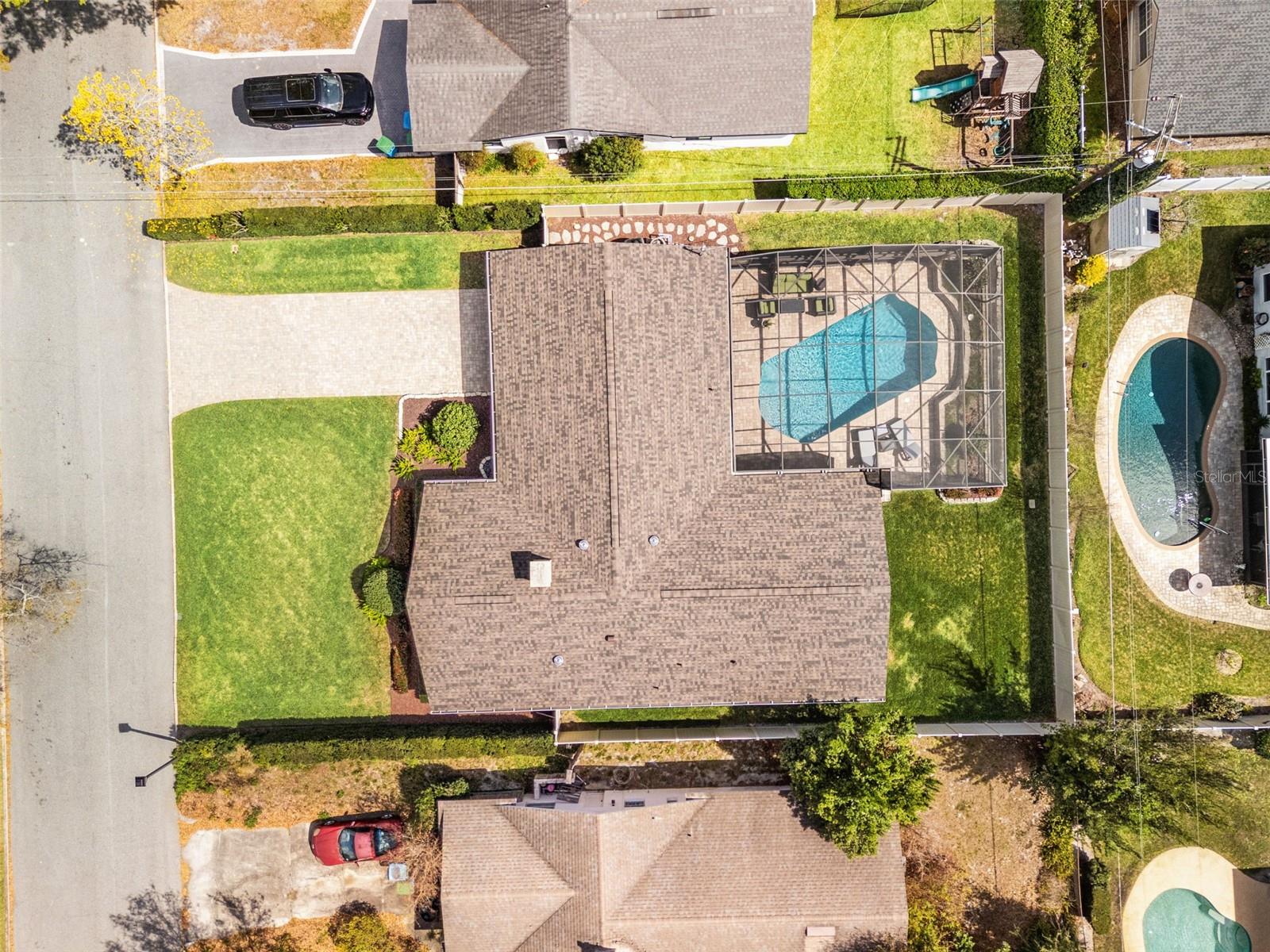 2040 THUNDERBIRD TRL