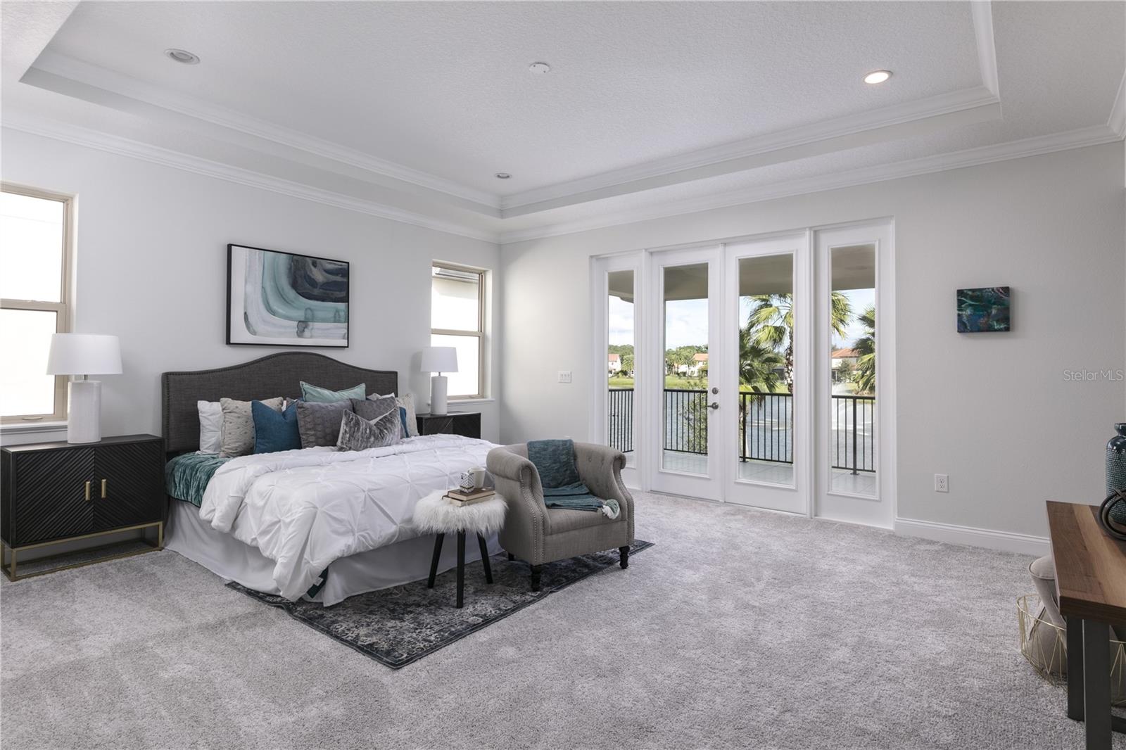 10475 ROYAL CYPRESS WAY