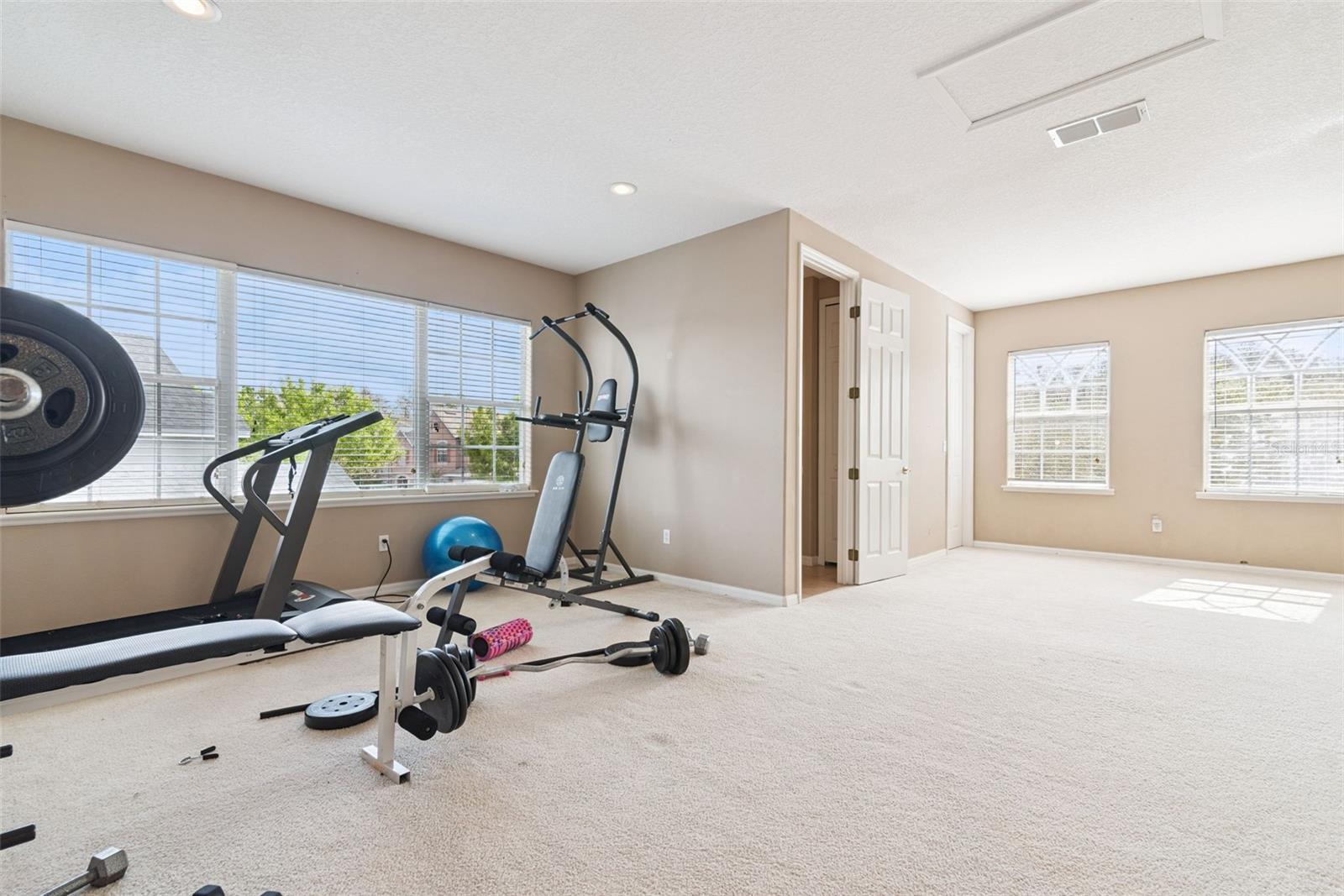 16249 TUDOR GROVE DR