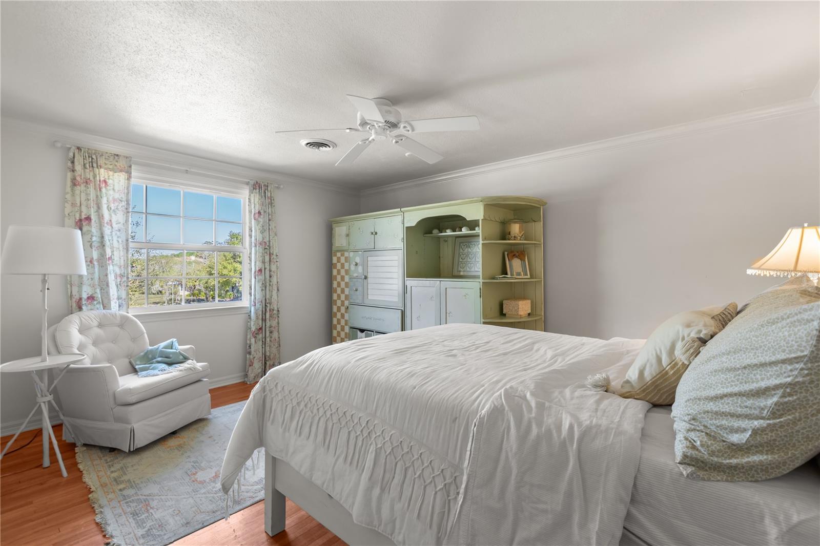 1130 PARK NORTH PLACE