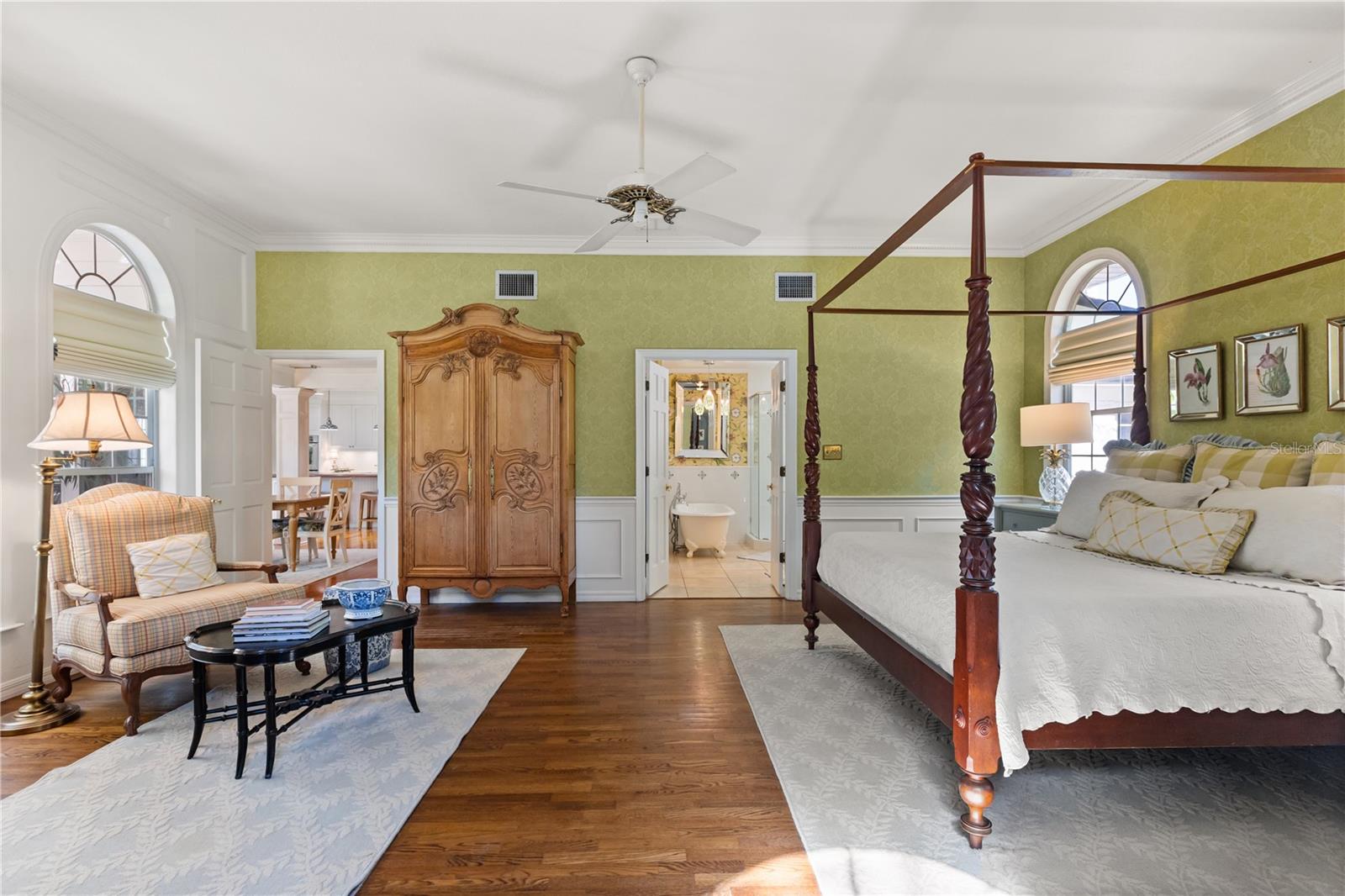 1130 PARK NORTH PLACE