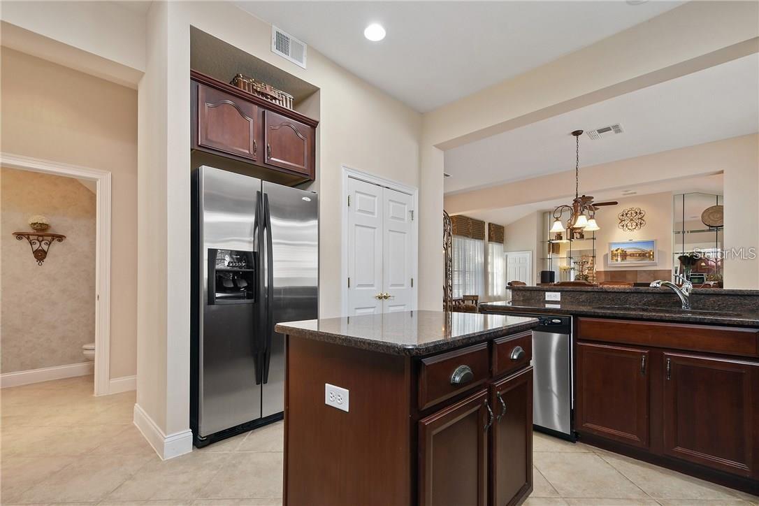 11419 CAMDEN PARK DR