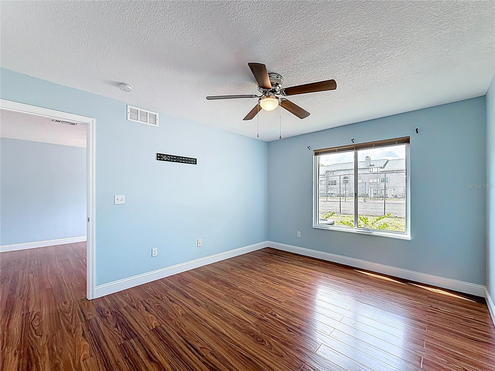 2260 GRENWICH AVE #2260