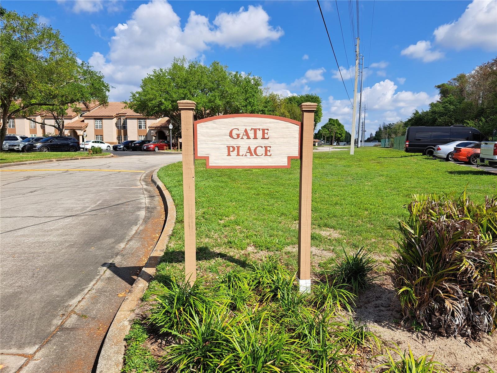 4613 GATE PL #104
