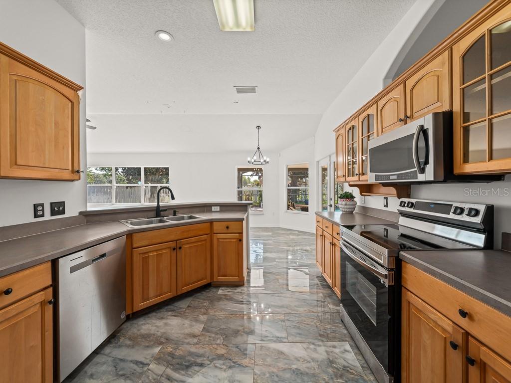 23024 OAK PRAIRIE CIR