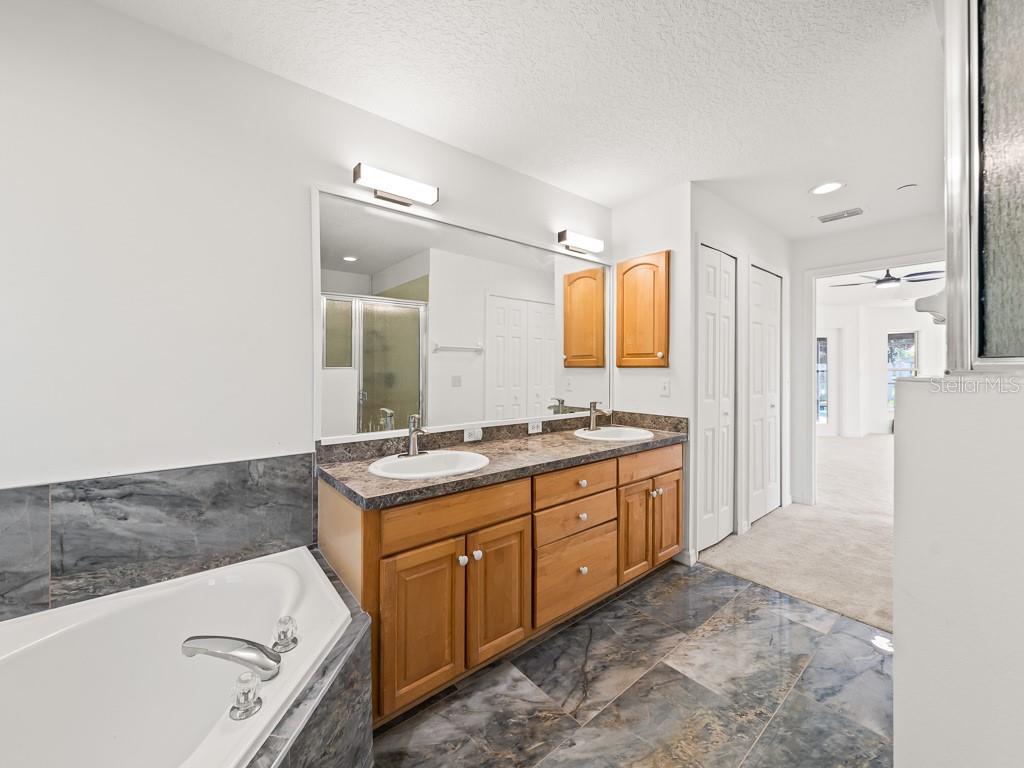 23024 OAK PRAIRIE CIR