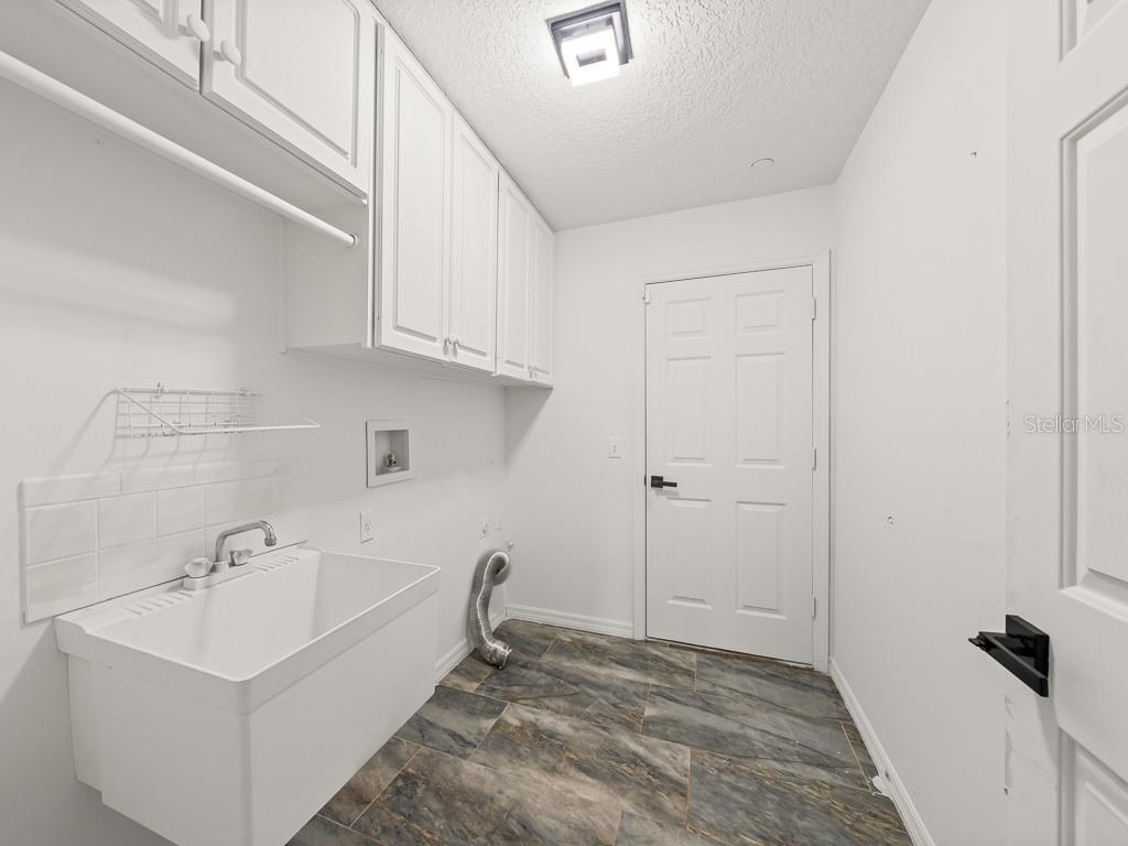 23024 OAK PRAIRIE CIR