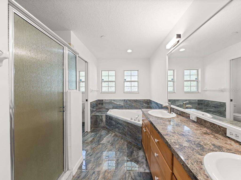 23024 OAK PRAIRIE CIR