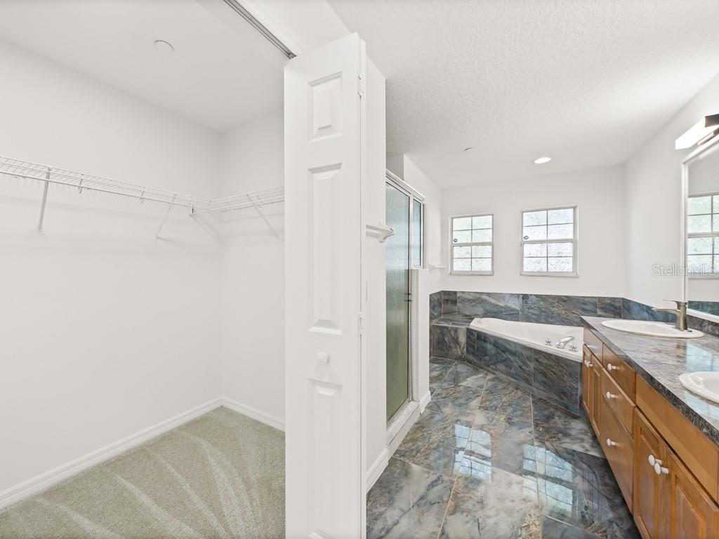 23024 OAK PRAIRIE CIR