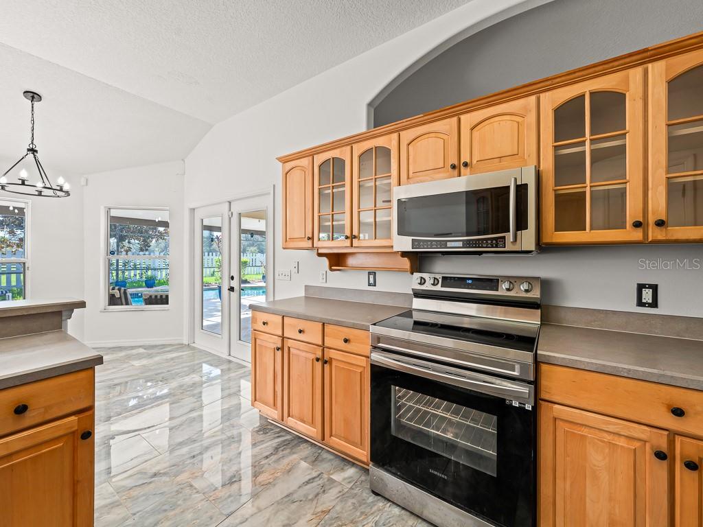 23024 OAK PRAIRIE CIR