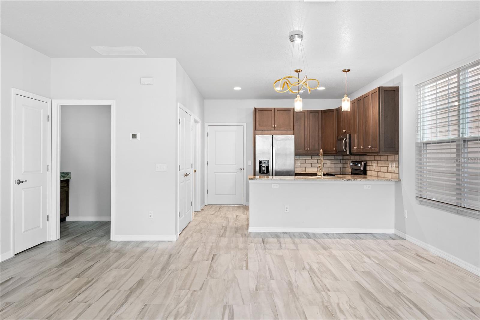 537 SUNBRANCH LN