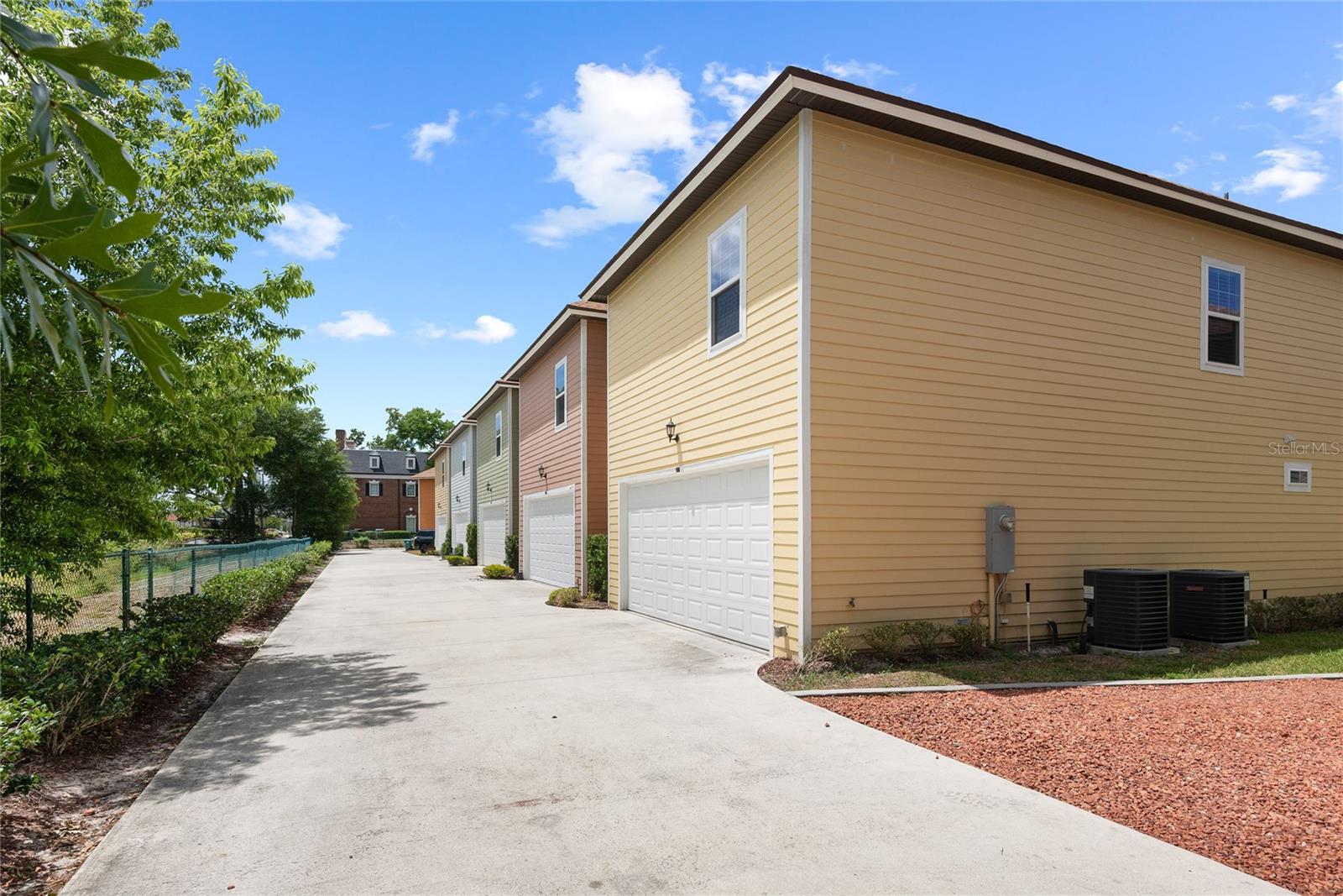 537 SUNBRANCH LN