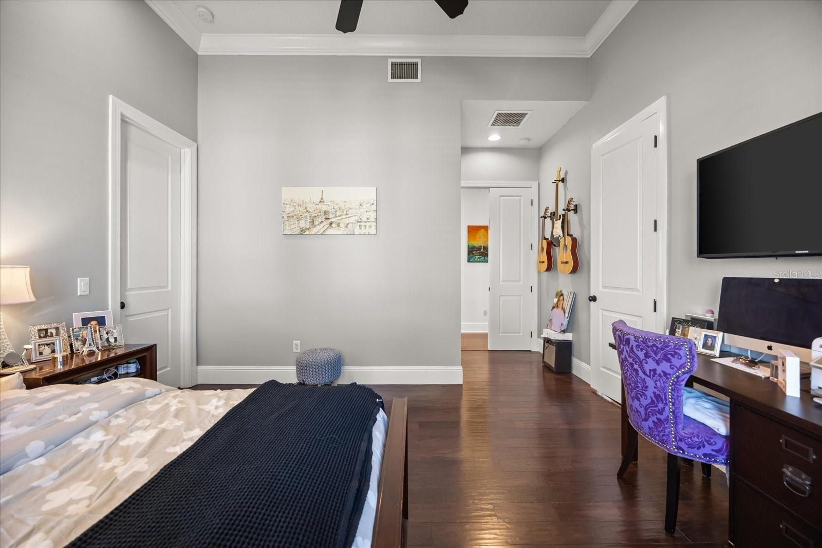 12411 MONTALCINO CIR