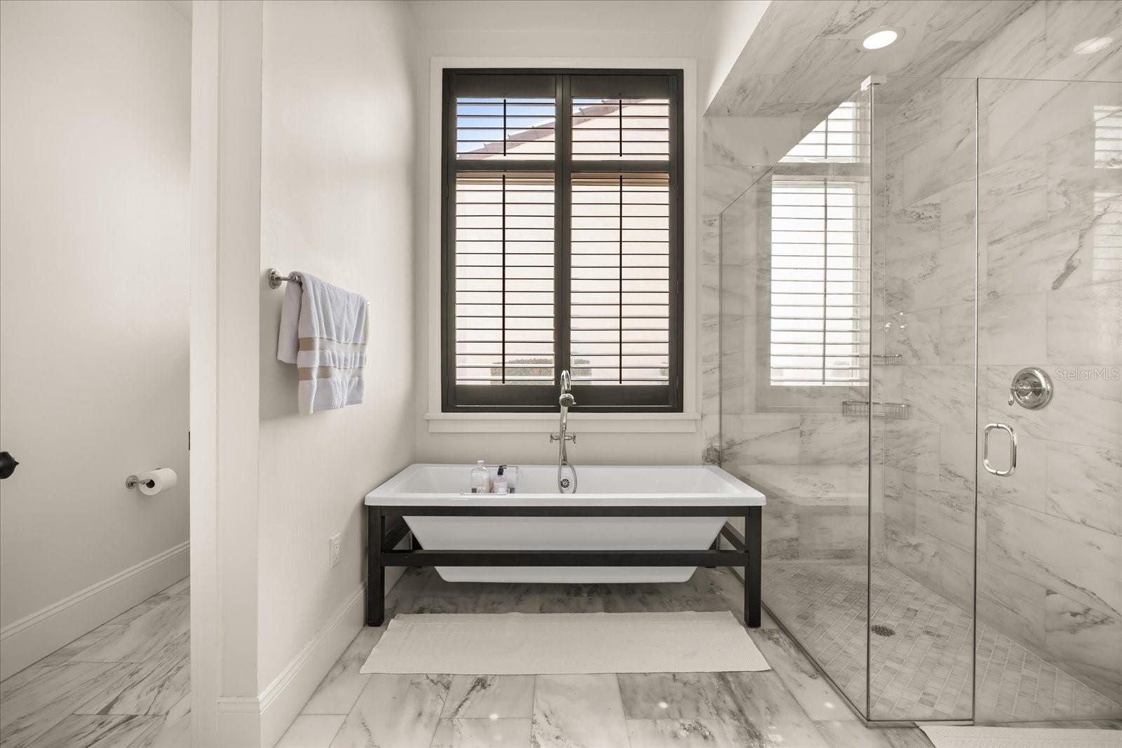 12411 MONTALCINO CIR