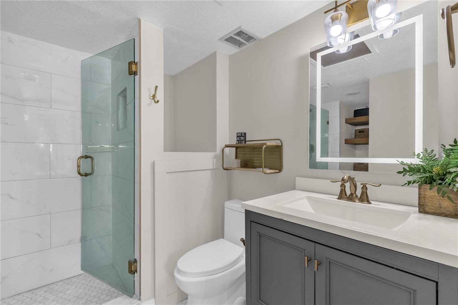 2916 PLAZA TERRACE DRIVE #2916