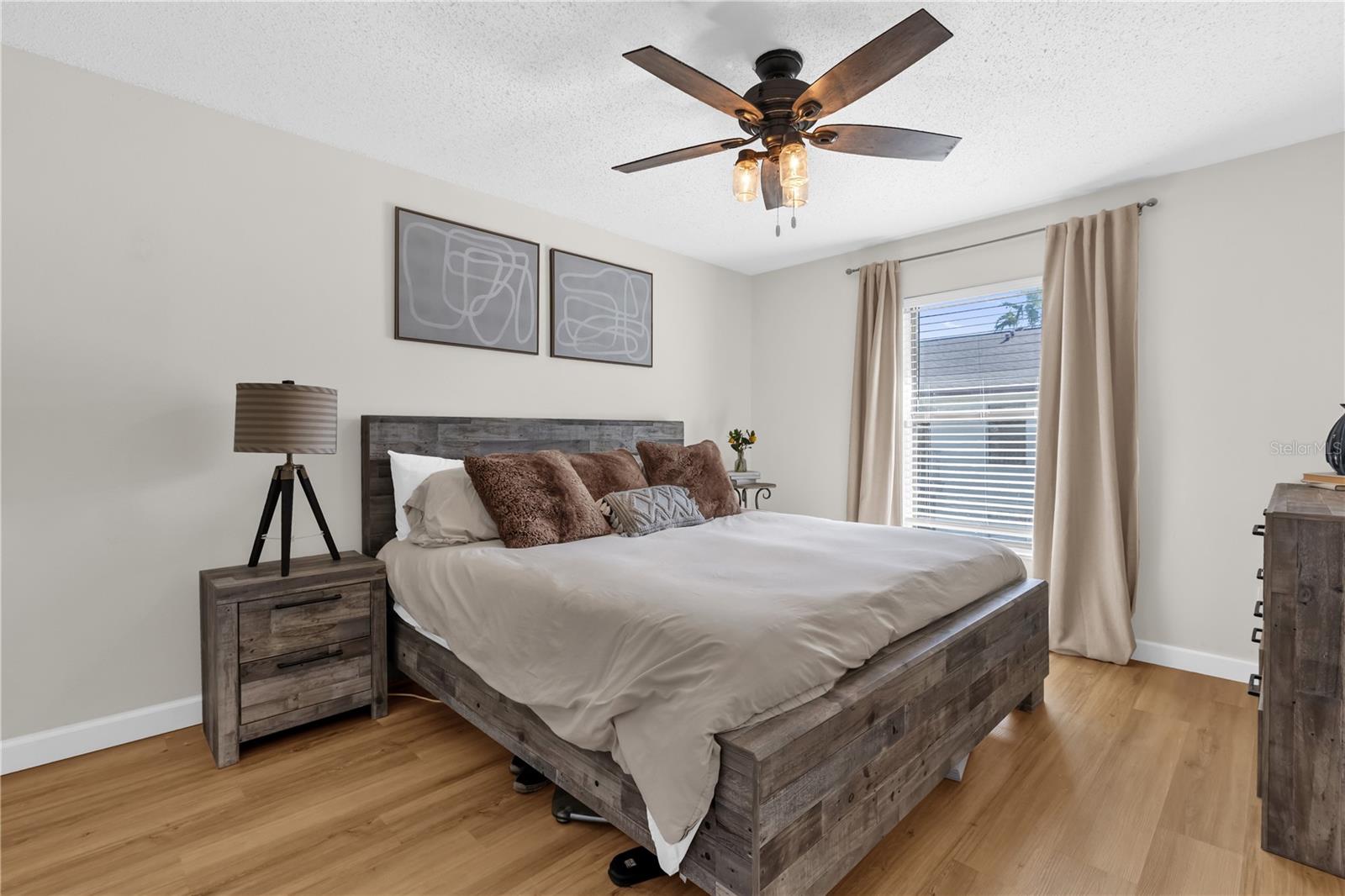 2916 PLAZA TERRACE DRIVE #2916