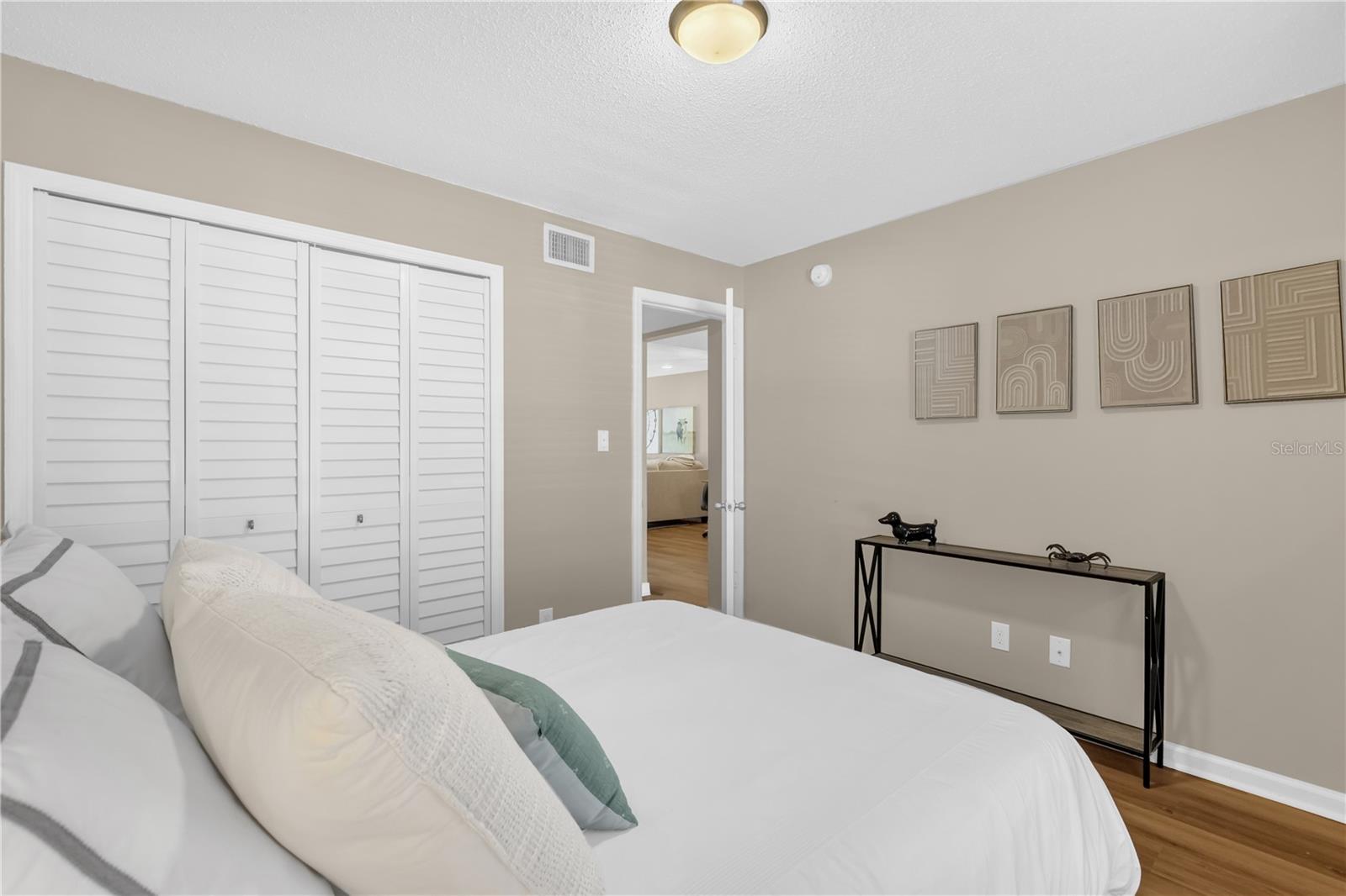 2916 PLAZA TERRACE DRIVE #2916