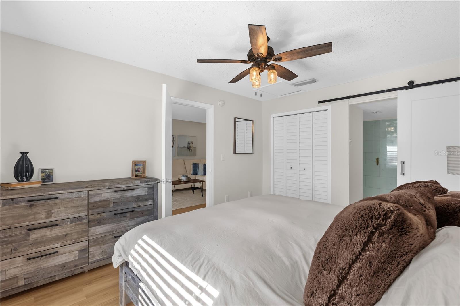 2916 PLAZA TERRACE DRIVE #2916