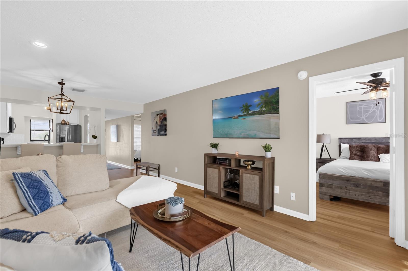 2916 PLAZA TERRACE DRIVE #2916