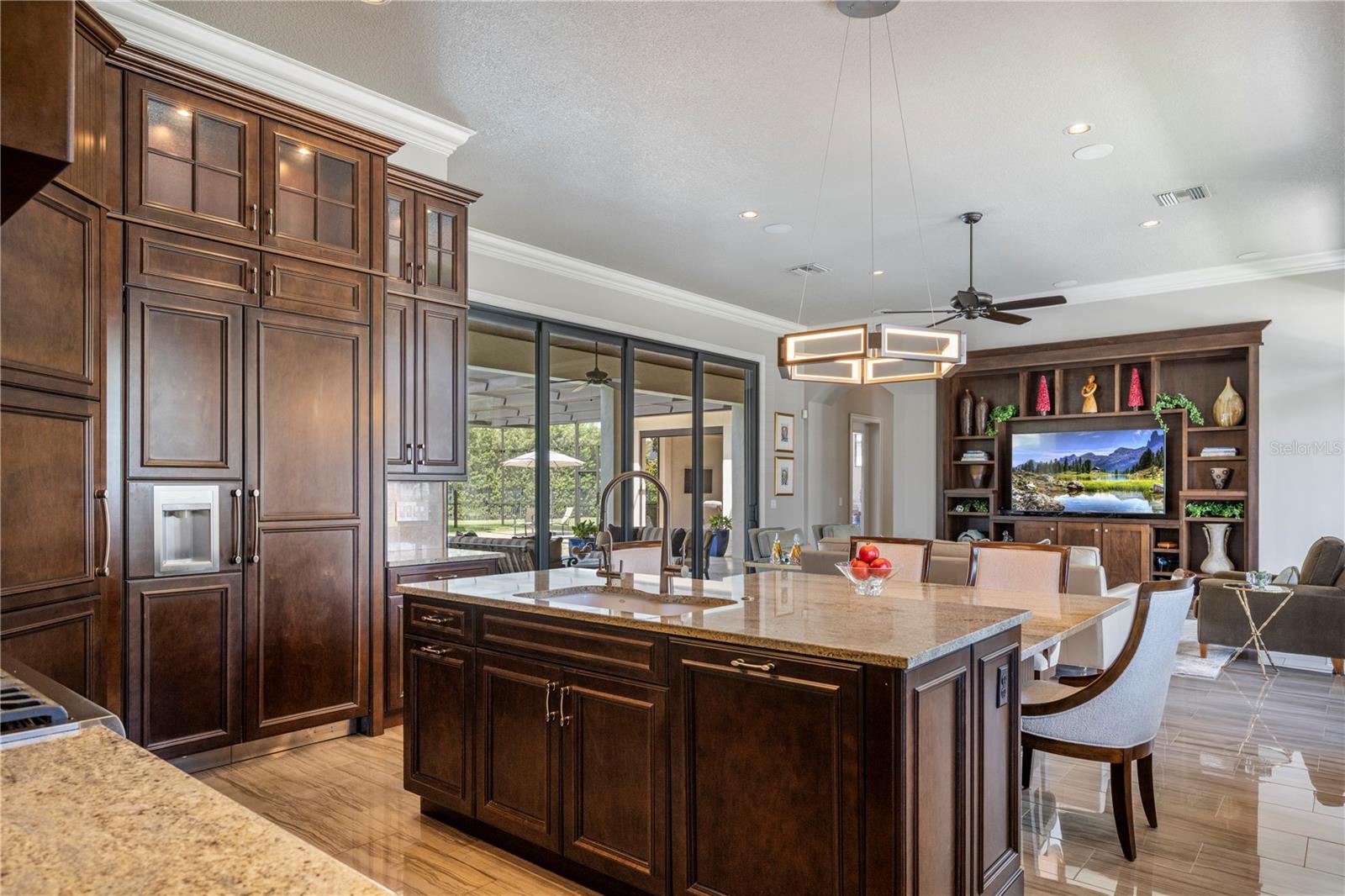 11418 WATERSTONE LOOP DR