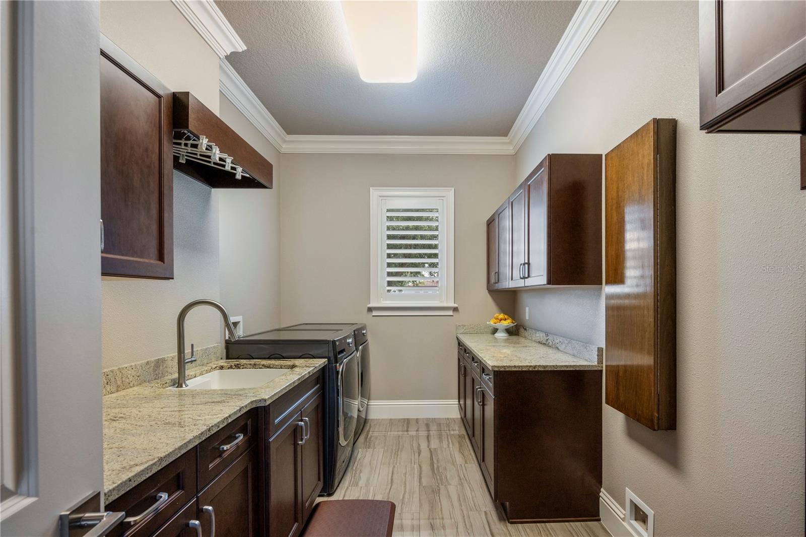 11418 WATERSTONE LOOP DR
