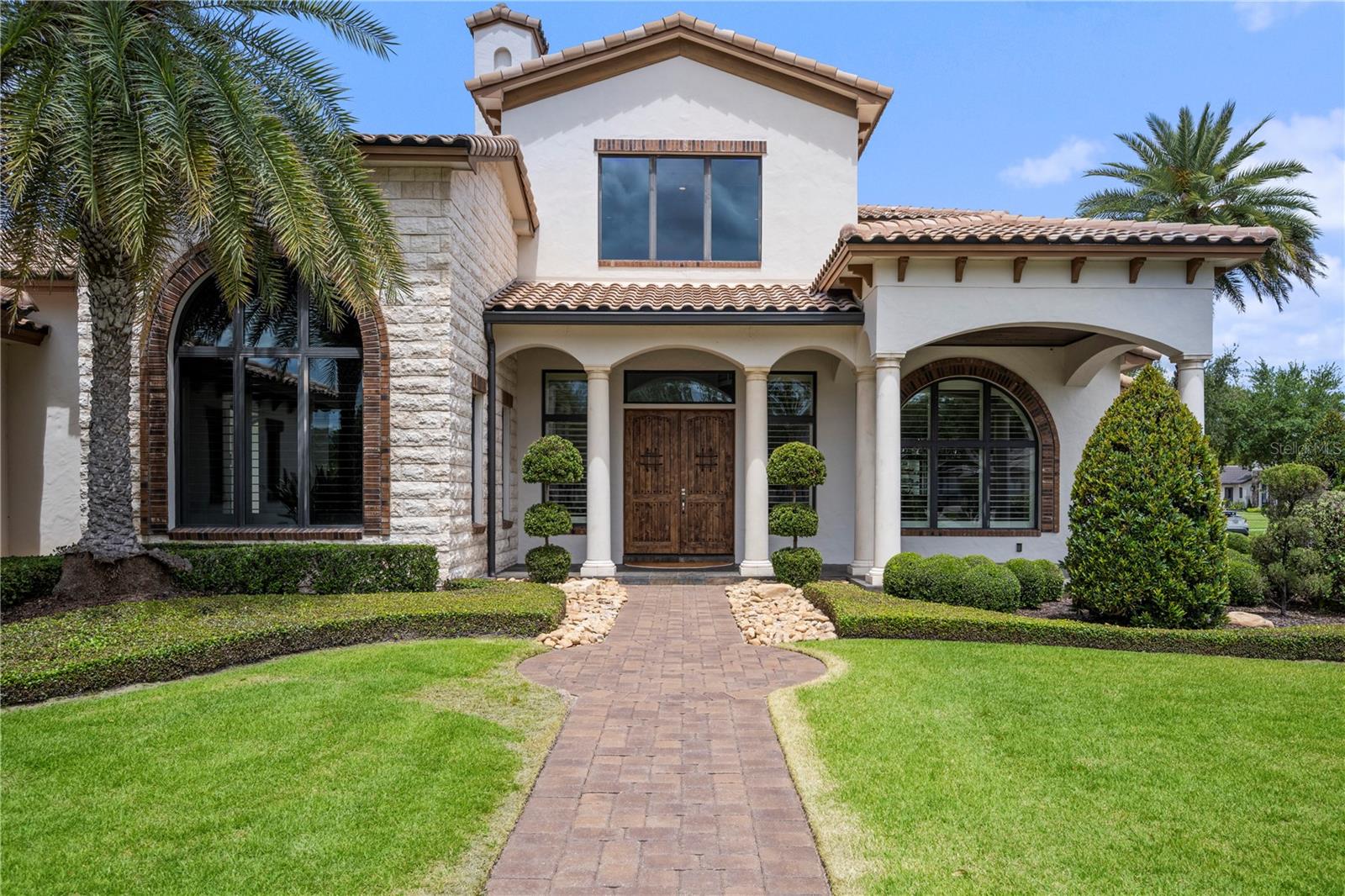 11418 WATERSTONE LOOP DR