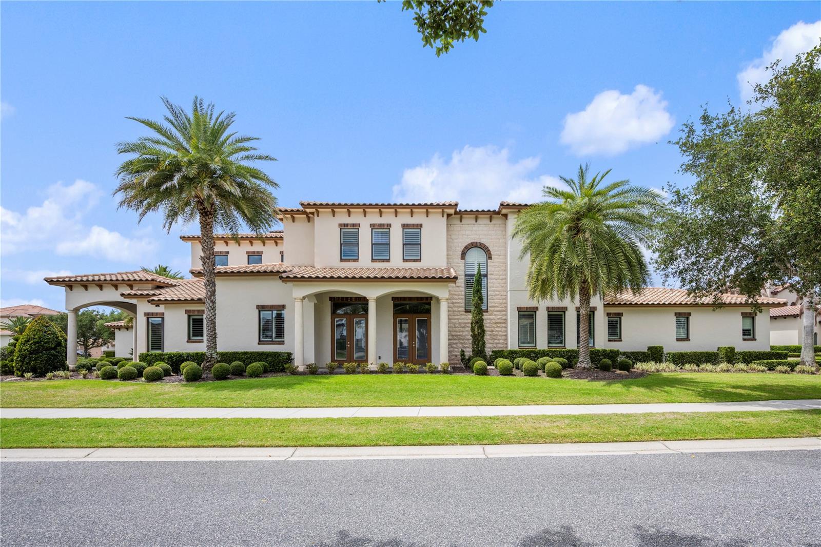 11418 WATERSTONE LOOP DR