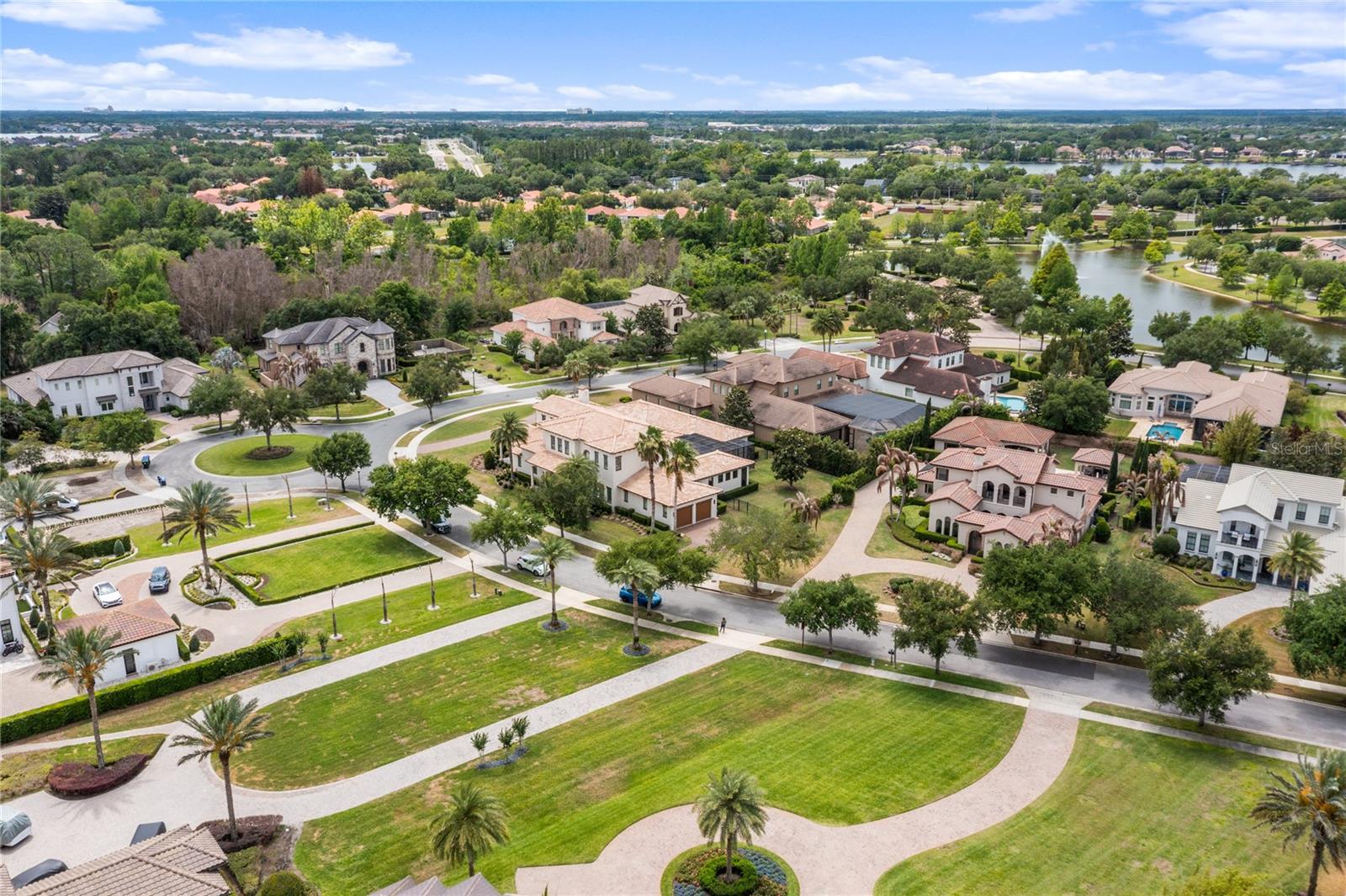 11418 WATERSTONE LOOP DR