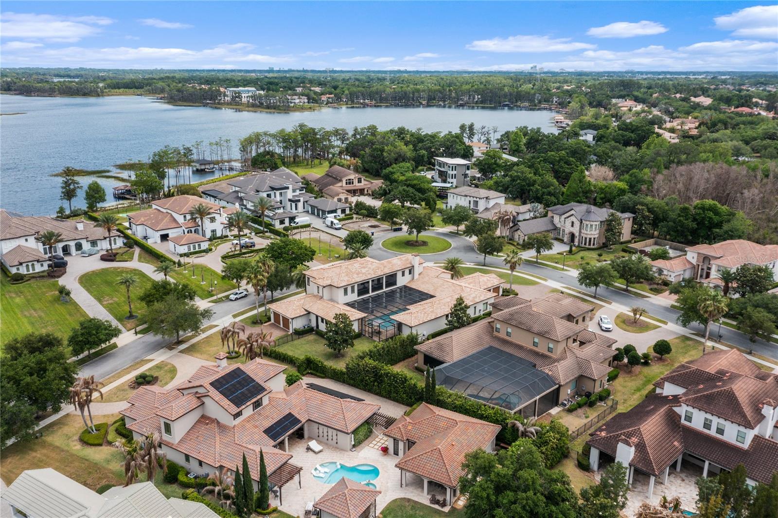 11418 WATERSTONE LOOP DR