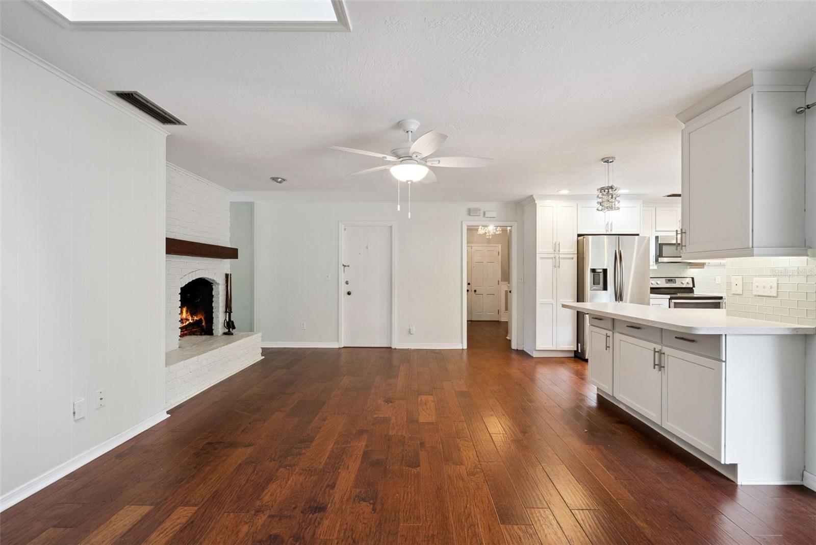 480 RAYMOND AVE