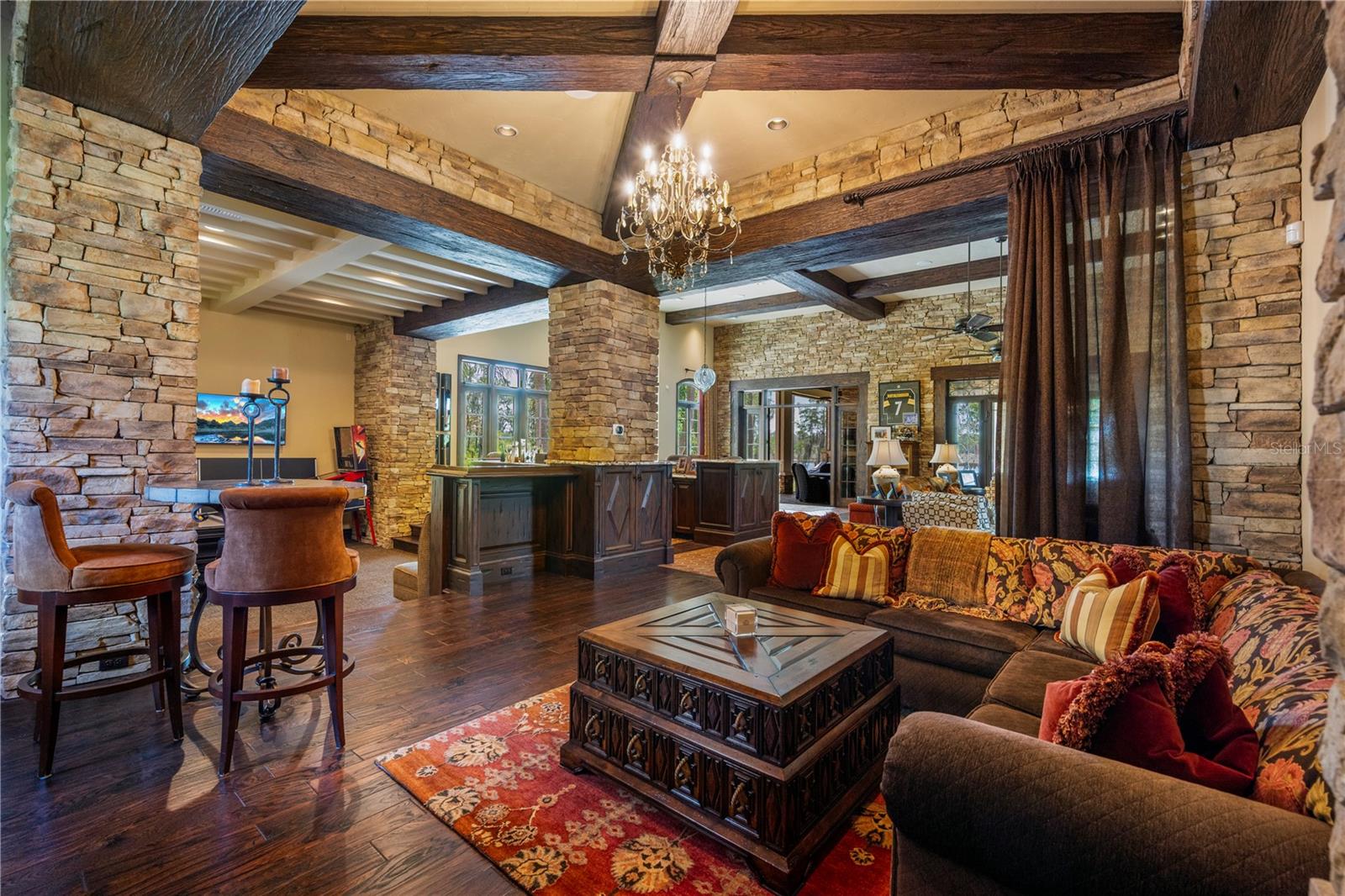 9121 TIBET POINTE CIR