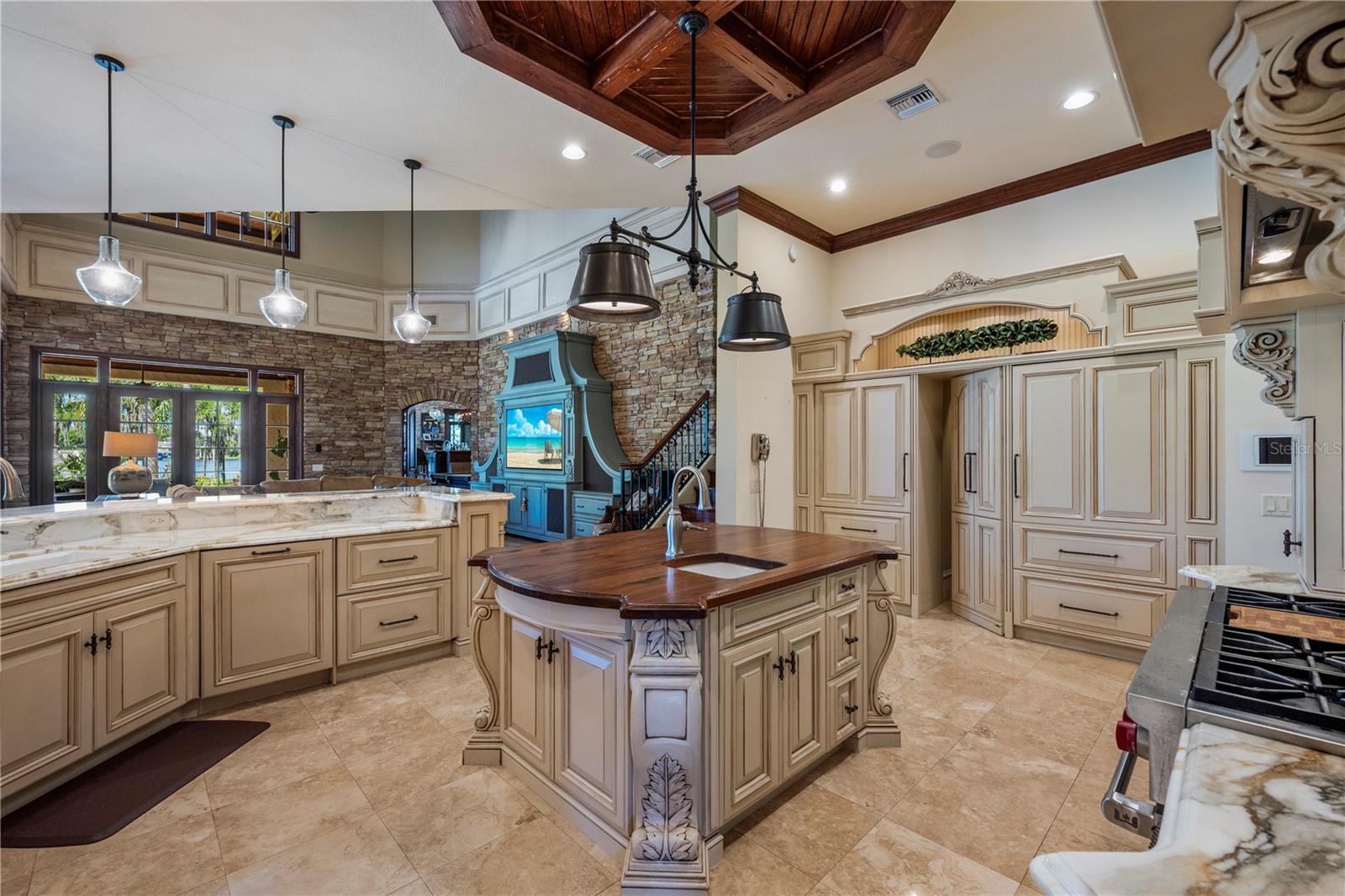 9121 TIBET POINTE CIR