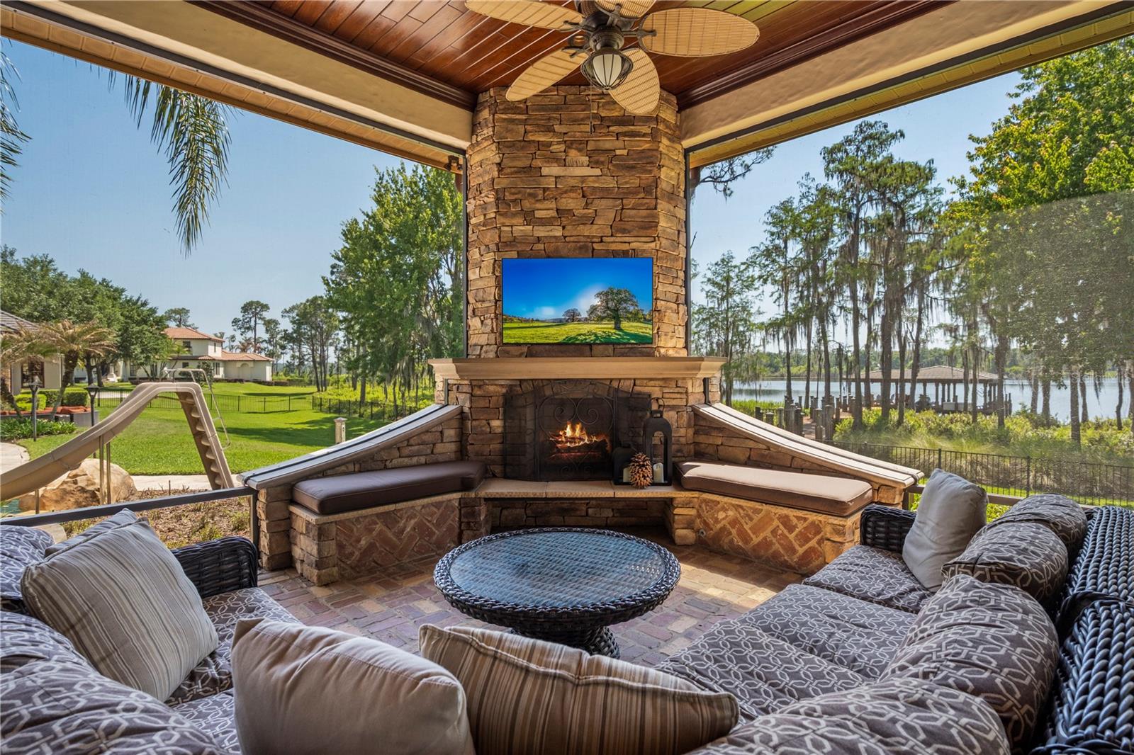 9121 TIBET POINTE CIR