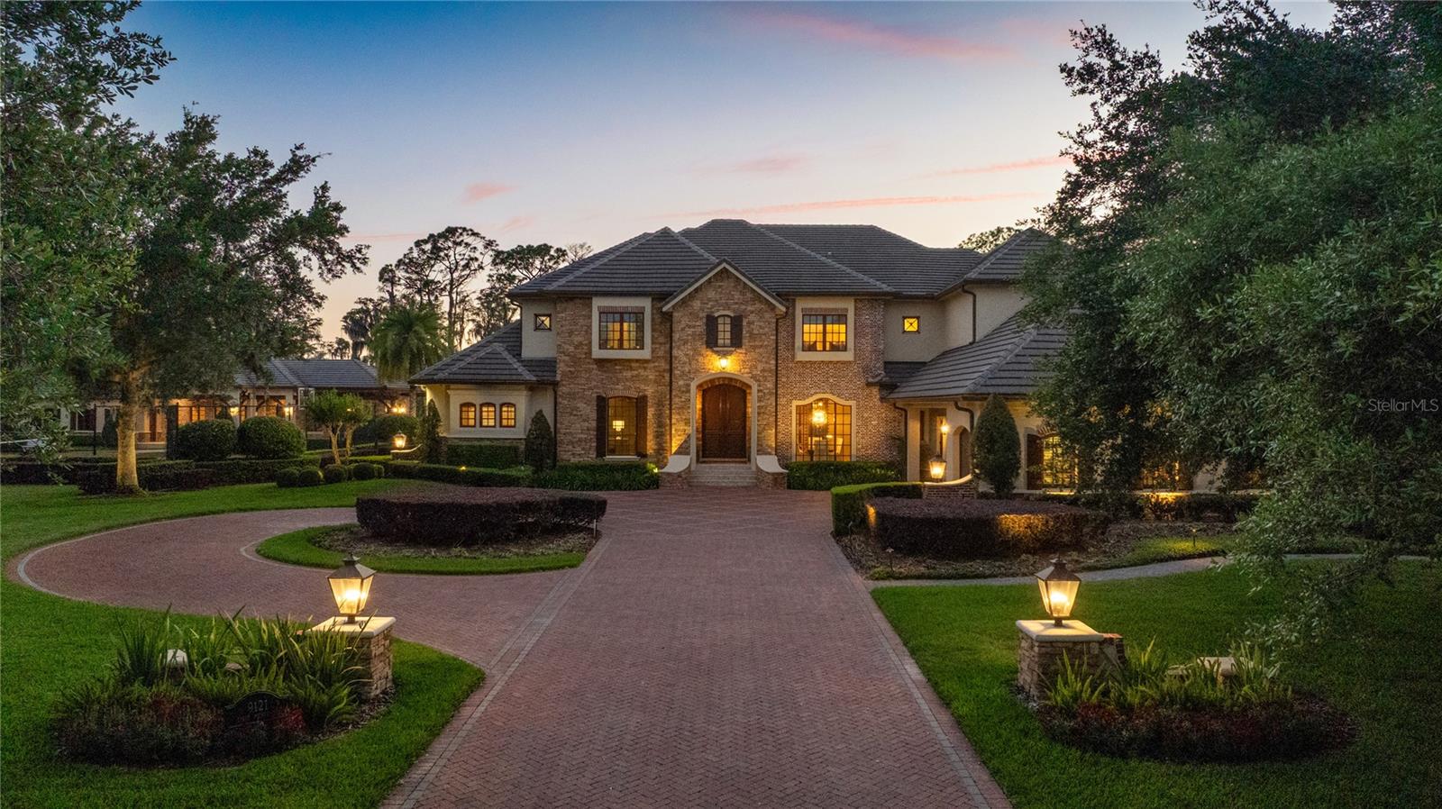 9121 TIBET POINTE CIR