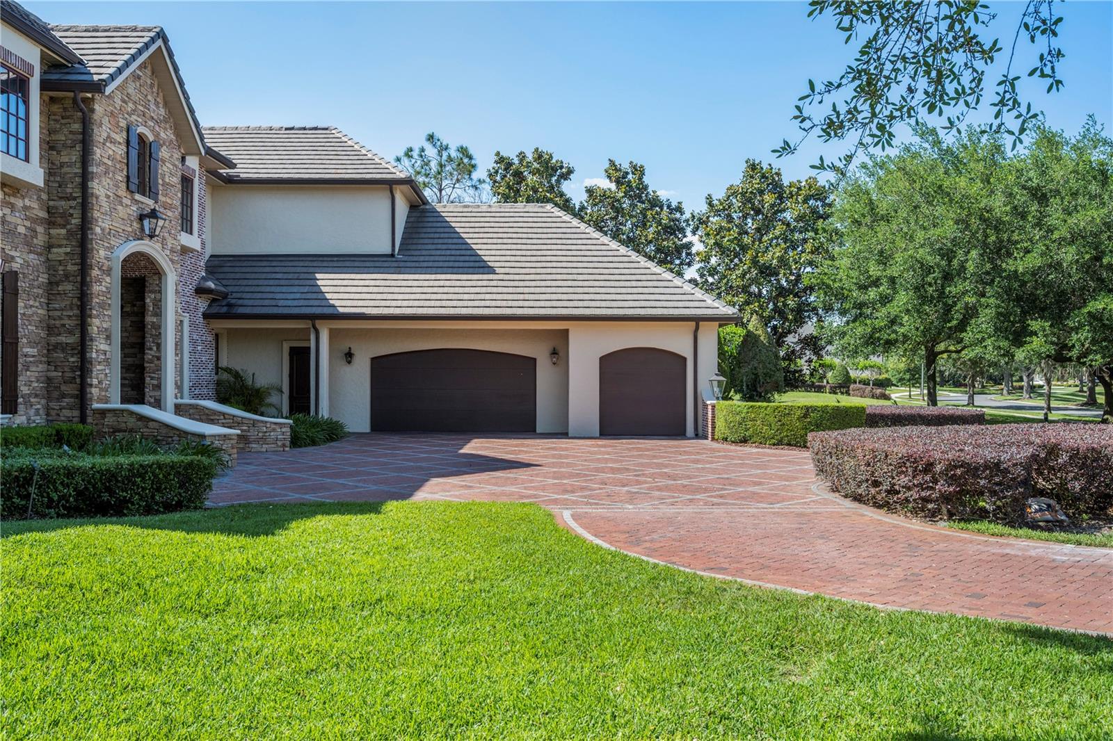 9121 TIBET POINTE CIR
