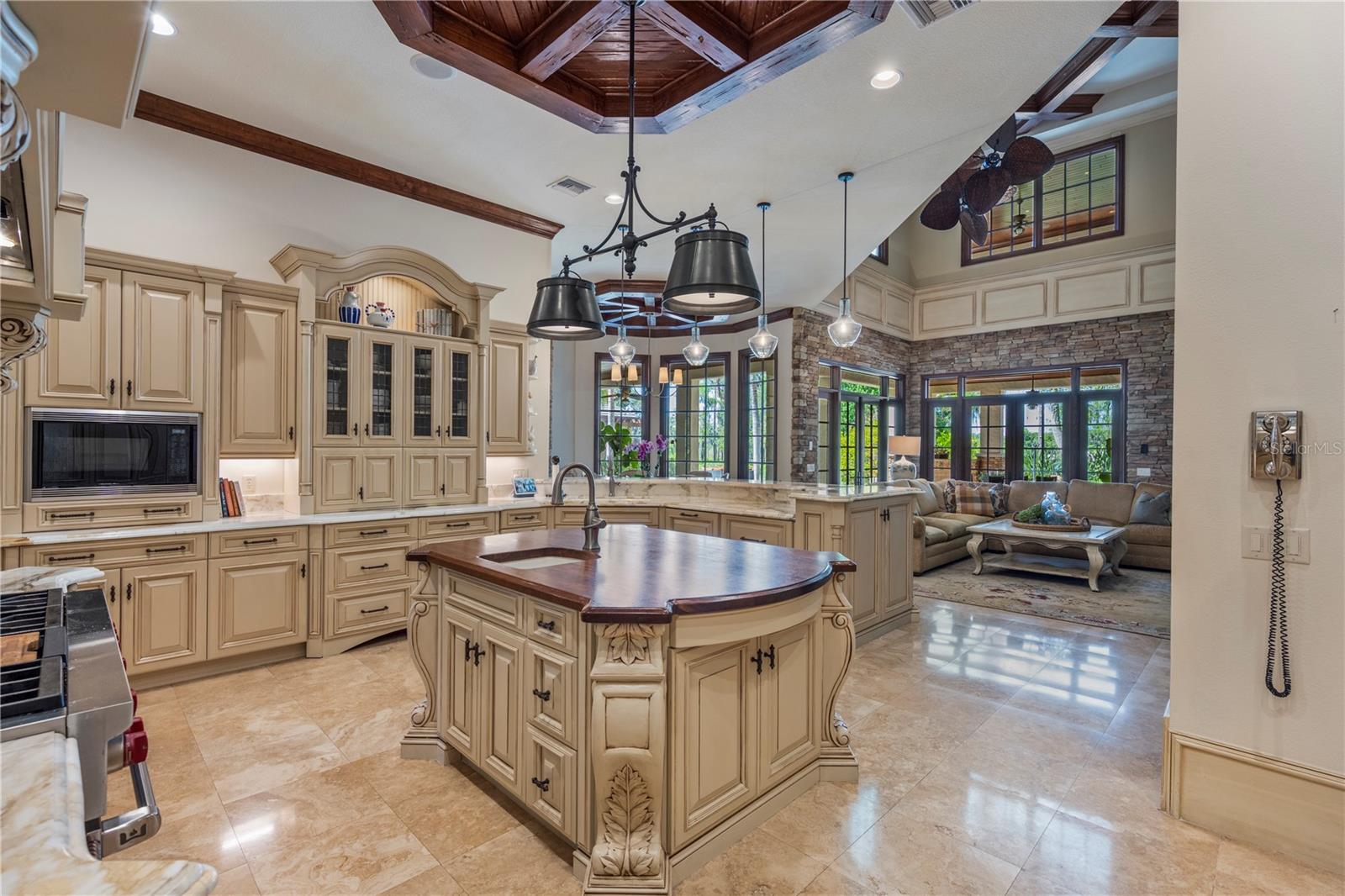 9121 TIBET POINTE CIR