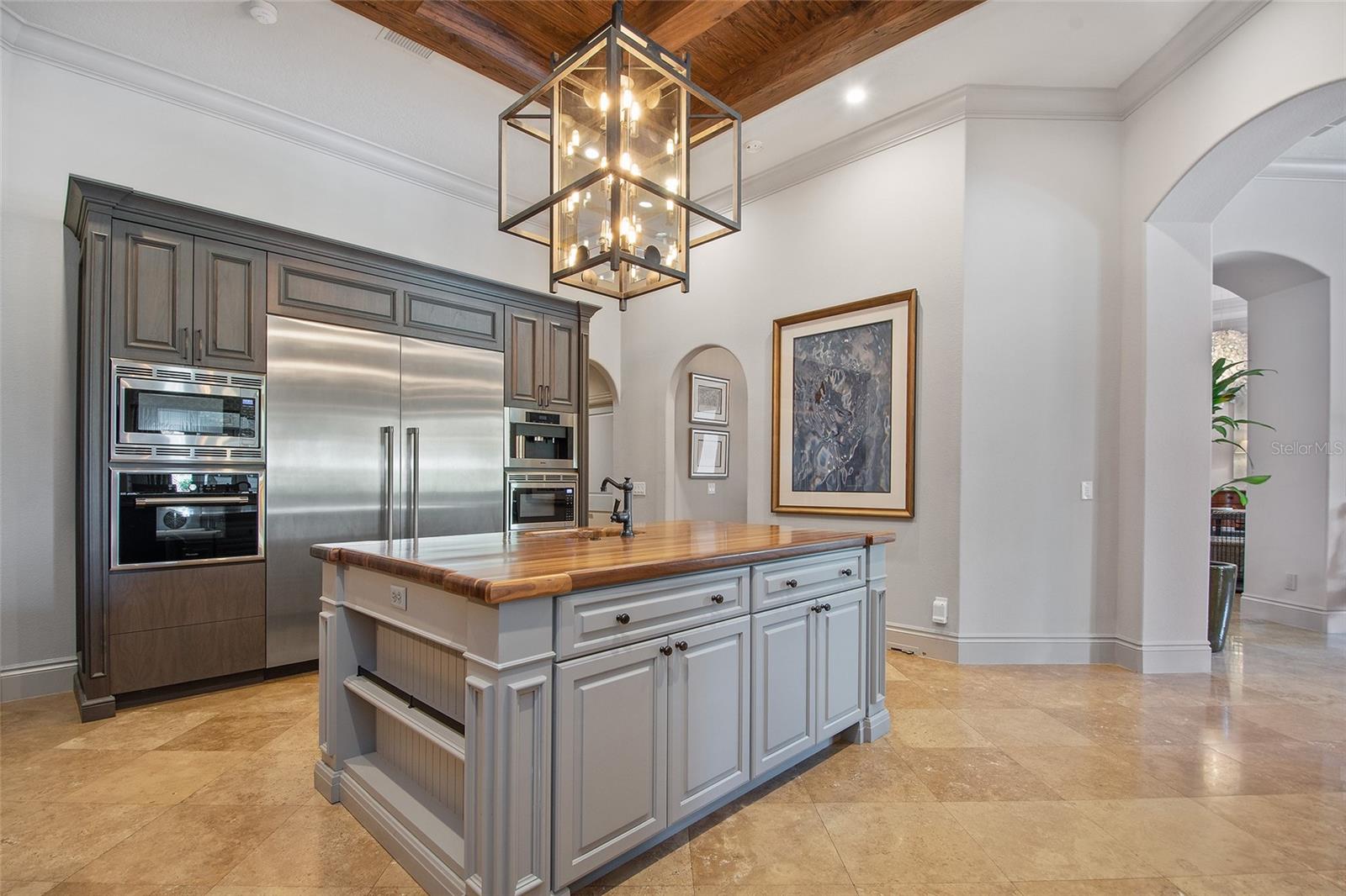 9349 TIBET POINTE CIR